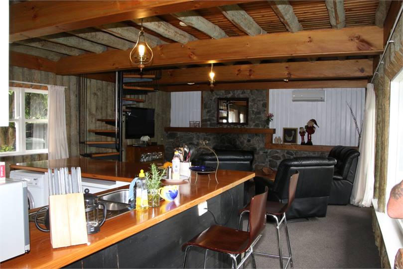 logCabin - Lounge